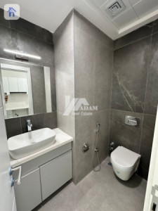 مكتب بمساحة 123 متر مربع مع مطبخ وصالة صورة 8