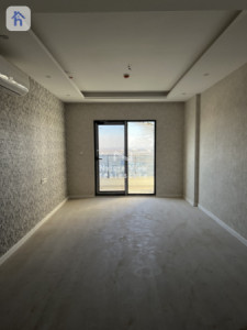 One-Bedroom Apartment in Queen Tower Image 3