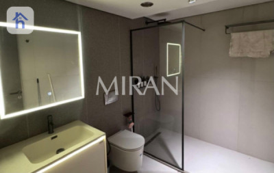Studio Apartment image 5