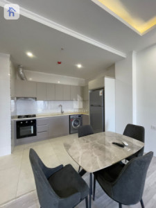Modern Apartment in Wow Tower Image 4