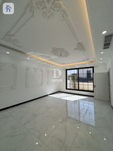 Modern House image 6