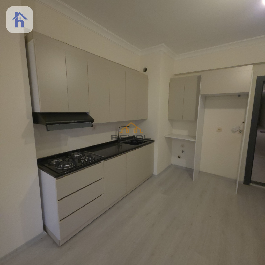 A 2+1 apartment in sun towers