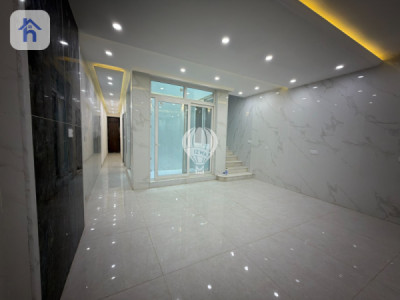 خانوویەکی فراوان بە چەندین ژووری نوستن image 6