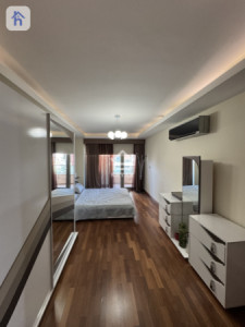 Stylish 4-Bedroom Apartment with High Floor Resim 9