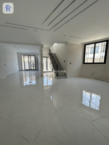 Corner House image 4