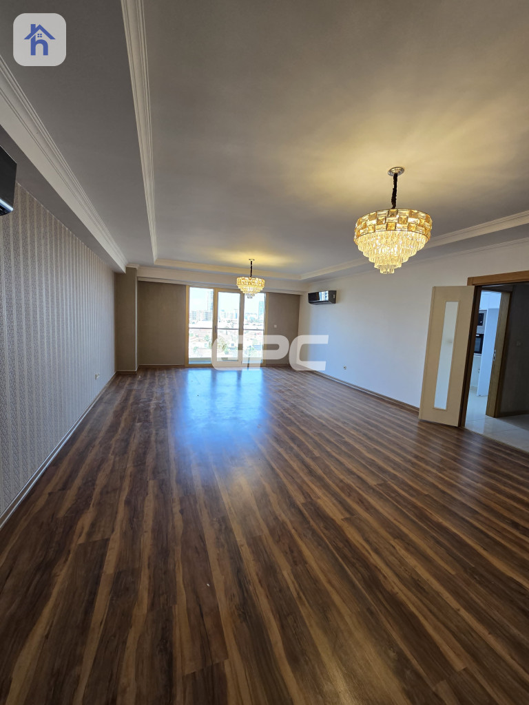 Modern 3-Bedroom Apartment