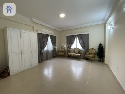 House (450m²) Image 11
