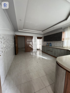 منزل مقابل الحديقة صورة 13