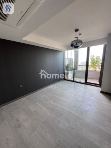 Sleek Design Offering Comfort and Style Resim 4