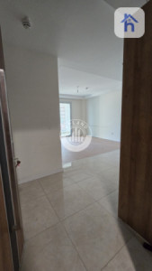 شقة أنيقة مع صالة واسعة صورة 4