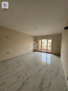 Spacious House with Modern Amenities image 10
