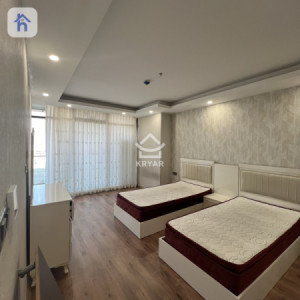 Stylish Apartment with Lovely Views Image 6