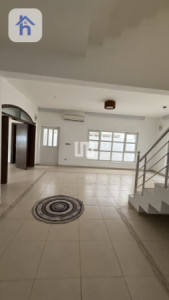 Modern Villa with 4 Bedrooms Resim 20