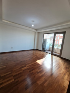 Elegant 3-Bedroom Apartment for Rent Resim 6