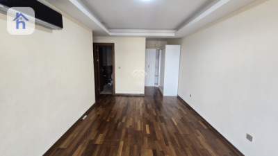 Modern Apartment Image 5