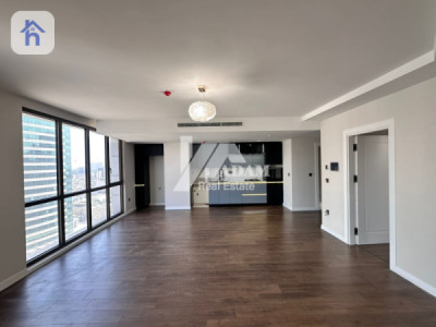 Modern 16th Floor Apartment image 1