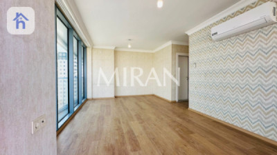 Spacious 16th Floor Apartment image 3