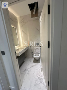 شقة فاخرة بأربع غرف نوم للبيع صورة 24