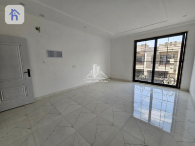 Modern House with Multiple Rooms Image 10