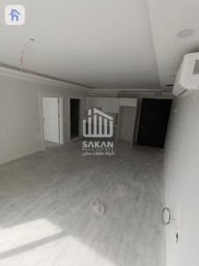 14th Floor Apartment with Stunning Views Image 11
