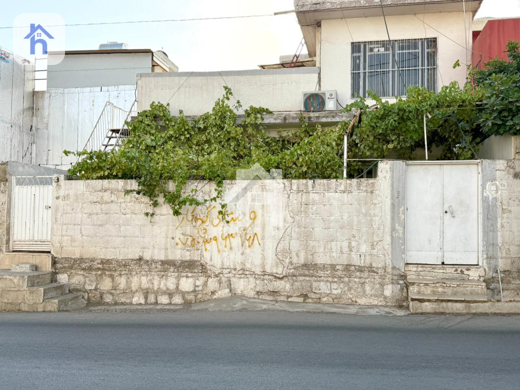 خانوو (153م²)