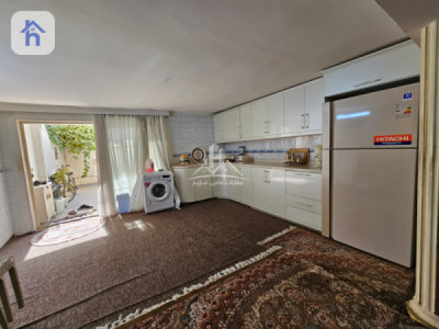 Spacious House with 3 Bedrooms Image 4