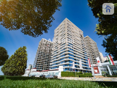 Modern 2-Bedroom Apartment with Stunning Views image 9