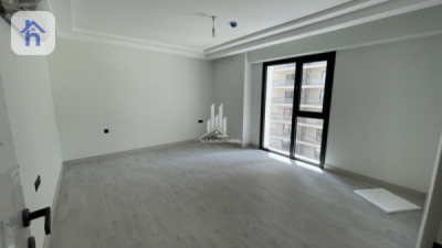 Luxurious Apartment in Rami Towers Image 3