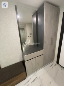 Elegant One-Bedroom Apartment for Rent Image 5