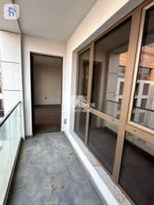 Cozy 1-Bedroom Apartment on High Floor Image 6