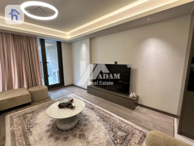 شوقەیەکی مۆدێرن لەگەڵ دیمەنی شار وێنە 3