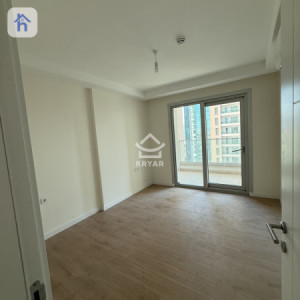 Modern 1 Bedroom Apartment in Empire Wings Image 6