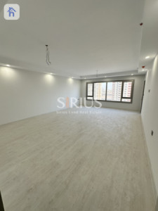Spacious 3 Bedroom Apartment with 8th Floor View image 1