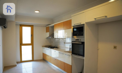 Prime Location Apartment for Sale Image 3