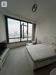 Modern Apartment with Stunning City Views image 1