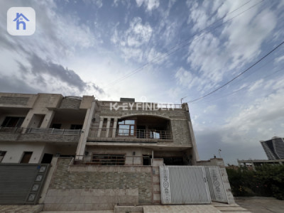 Spacious House in Erbil with 5 Bedrooms image 2