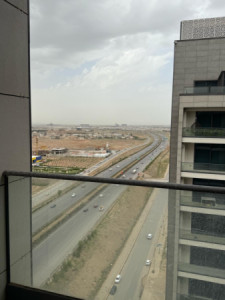 شوقەیەک بە ٣ ژووری نوستن لە مینی سلاڤا وێنە 13