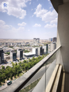 Modern studio apartment in prime location Image 4