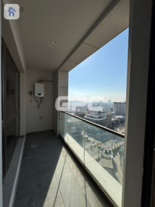 Modern Apartment with City View Image 9