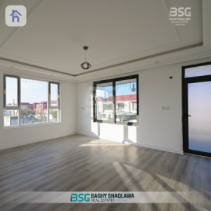 Corner House Image 13