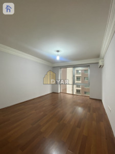 Spacious Apartment with 3 Bedrooms image 2
