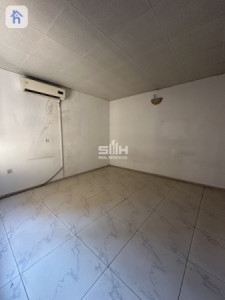 Spacious Commercial Property in Bakhtyari image 7