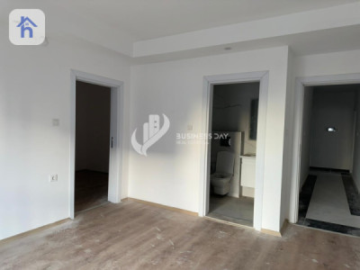 شقة واسعة بـ 3 غرف نوم صورة 6