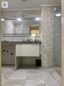 Spacious Apartment with Stunning Views Resim 9