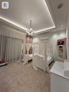 Luxury House image 20