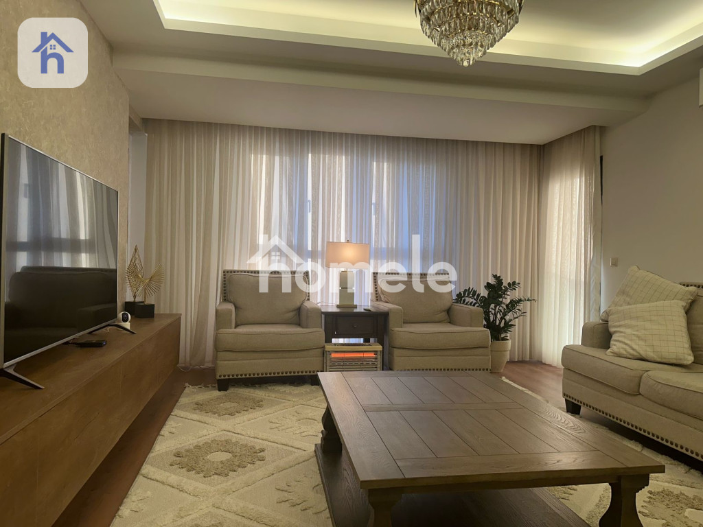 Modern Apartment in Prime Location