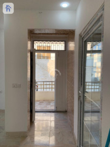 Three Floor Commercial House Image 4