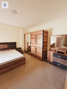 Cozy Apartment with Three Bedrooms Image 11