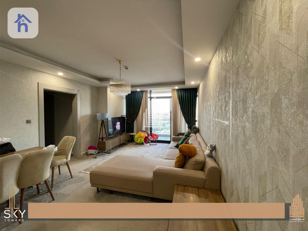 Modern Apartment in Sky Towers