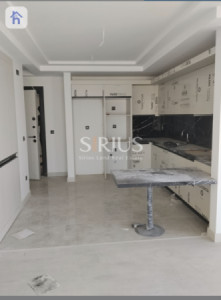 Contemporary Apartment in Rami Towers image 4